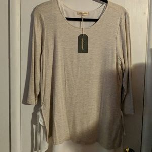 Pebble and Stone Ivory long sleeve blouse